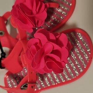 Kids 5 hot Pink Floral jelly thong Sandals stepping stones